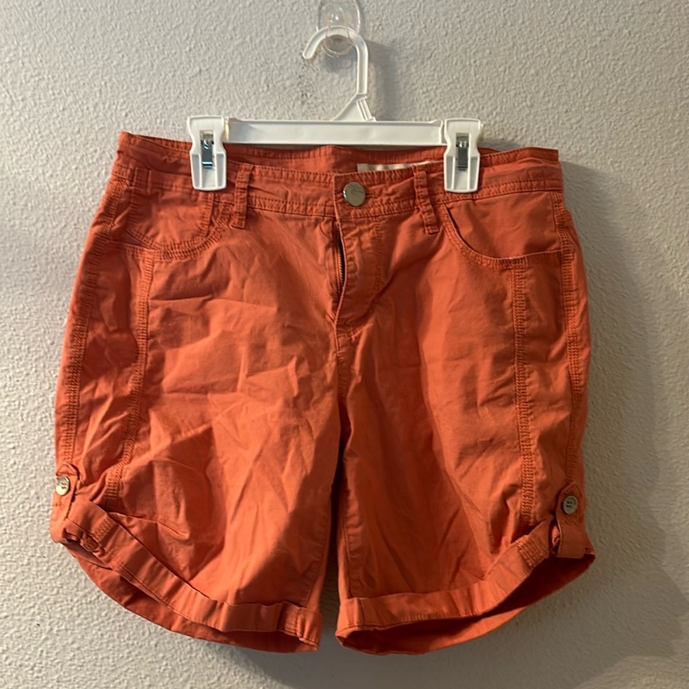 DKNY longer short with cuff bottom size 4
